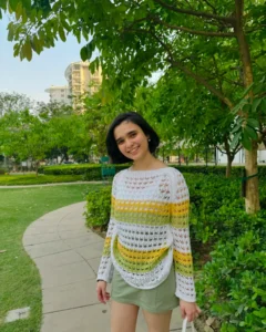 Meethika Dwivedi Height