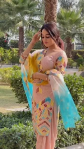 Simran Narula Height