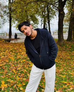 Purav Jha Net Worth